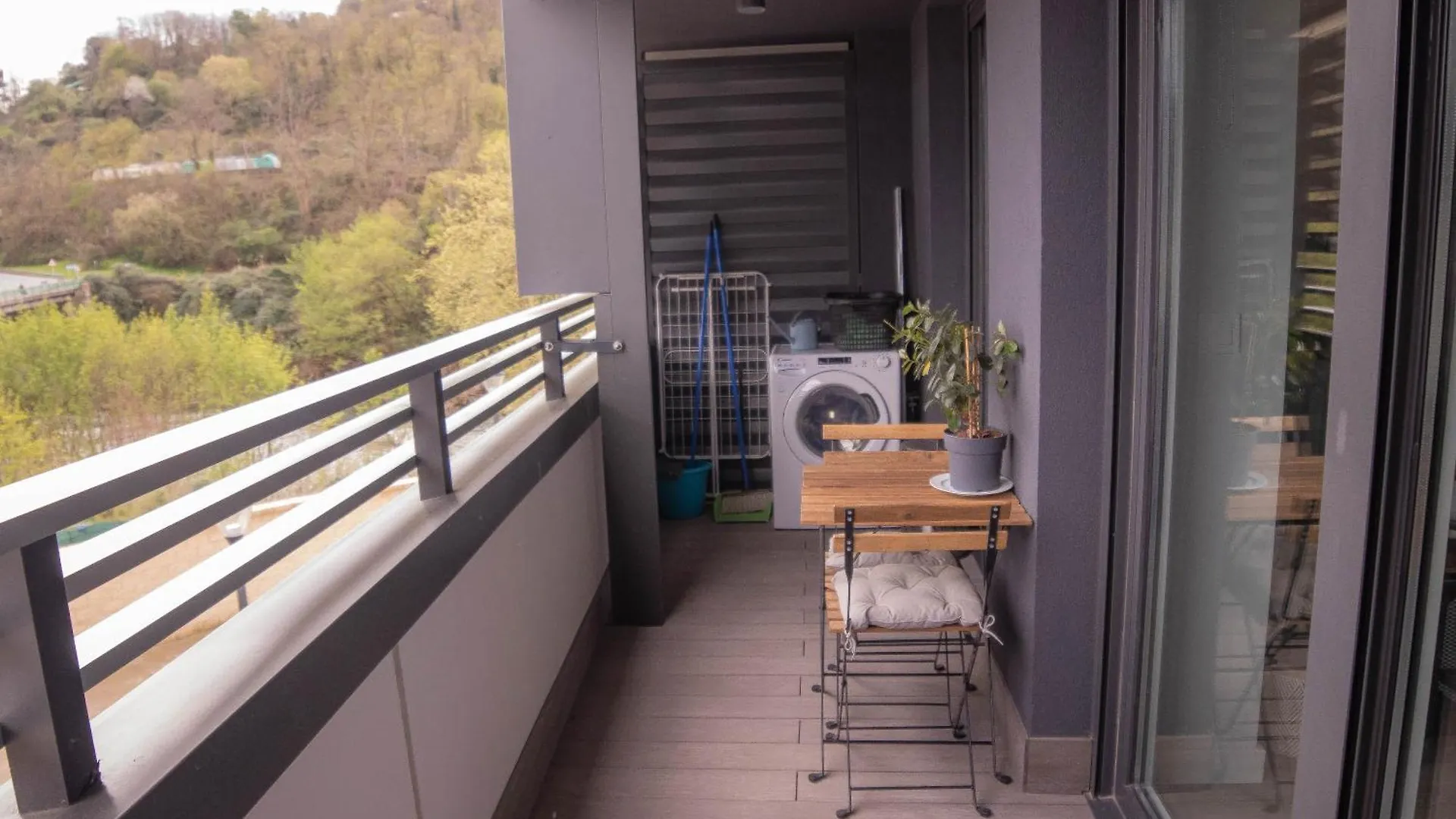 Fee4Me Bilbao, Style And Comfort 0*, Bilbao Spanien